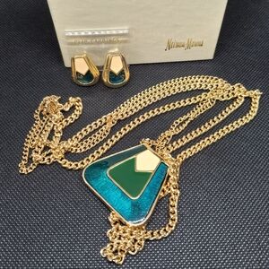Vintage Neiman-Marcus Emerald Green and Gold Necklace And Clip Earring Set